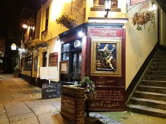Hole in the wall pub Torquay