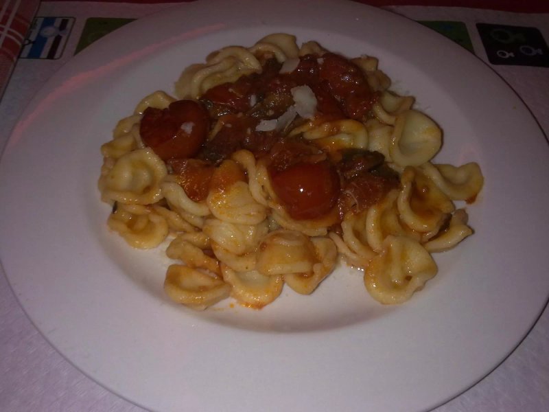 Pizzeria La Taverna Degli Amici