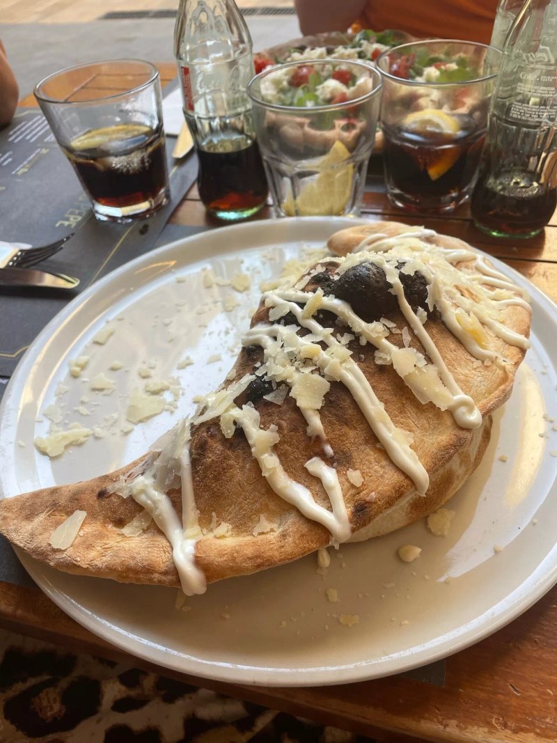 Sale & Pepe Pizzeria - Barrio
