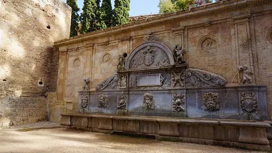 Pilar de Carlos V