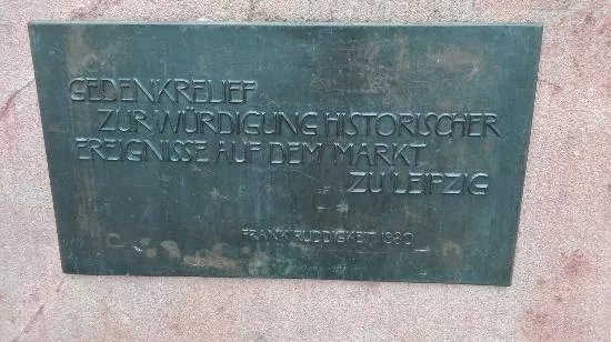 Gedenkrelief zur Wurdigung historischer Ereignisse auf dem Markt zu Leipzig