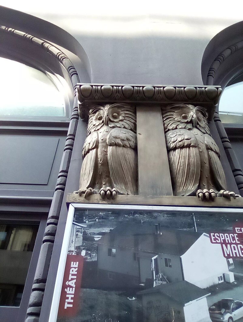 17 Rue Du Poincon Building