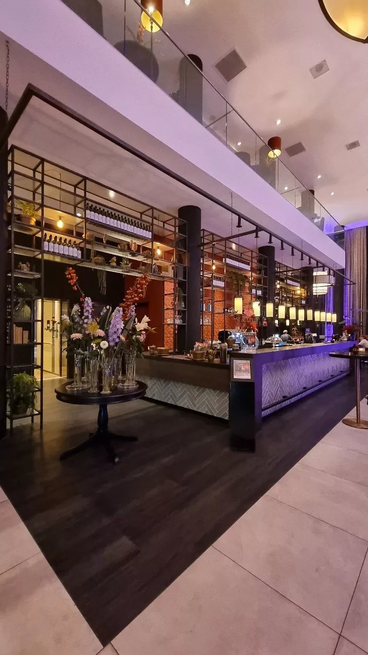 SIXX Skybar By Van Der Valk