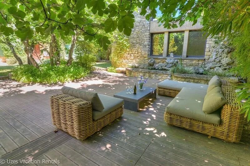 15 min from Uzes, MAGNIFICENT MAS WITH SWIMMING POOL AND GARDEN