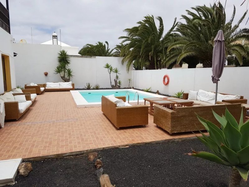Villas Reina