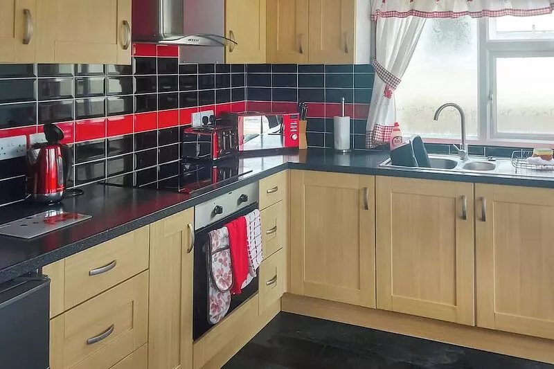 2 bedroom accommodation in Brundall, near Norwich