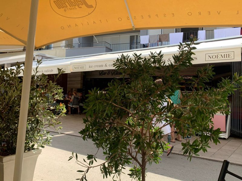 Noemie Bar & Kitchen