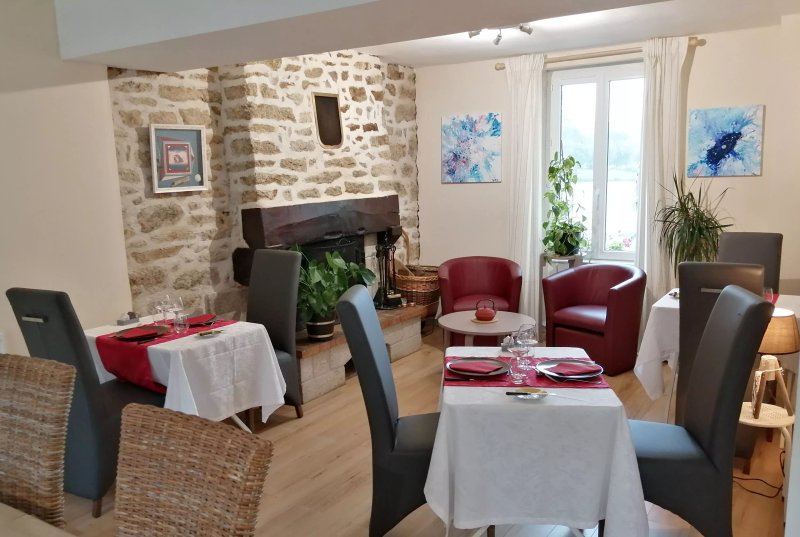 Maison d'Hotes Mirabelle - Restaurant