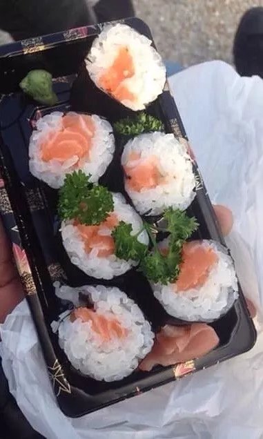 R.sushi
