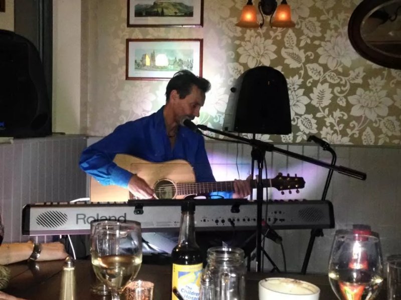 The Riverside Cafe - Bar & Terrace