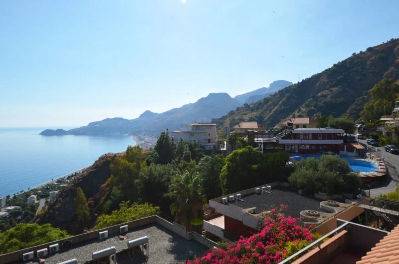 Hotiday Residence Letojanni Taormina
