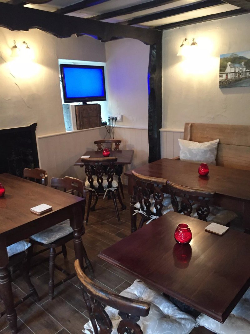 Towy Bridge Inn