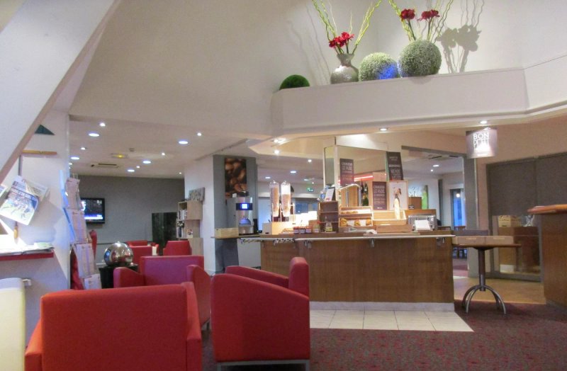 Ibis Nemours