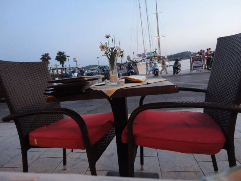 Rivica Restoran