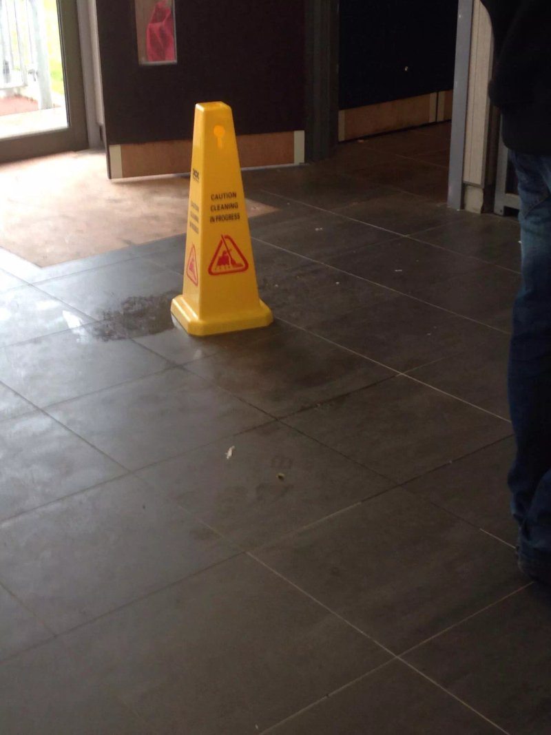 KFC Magherafelt - Castledawnson Road
