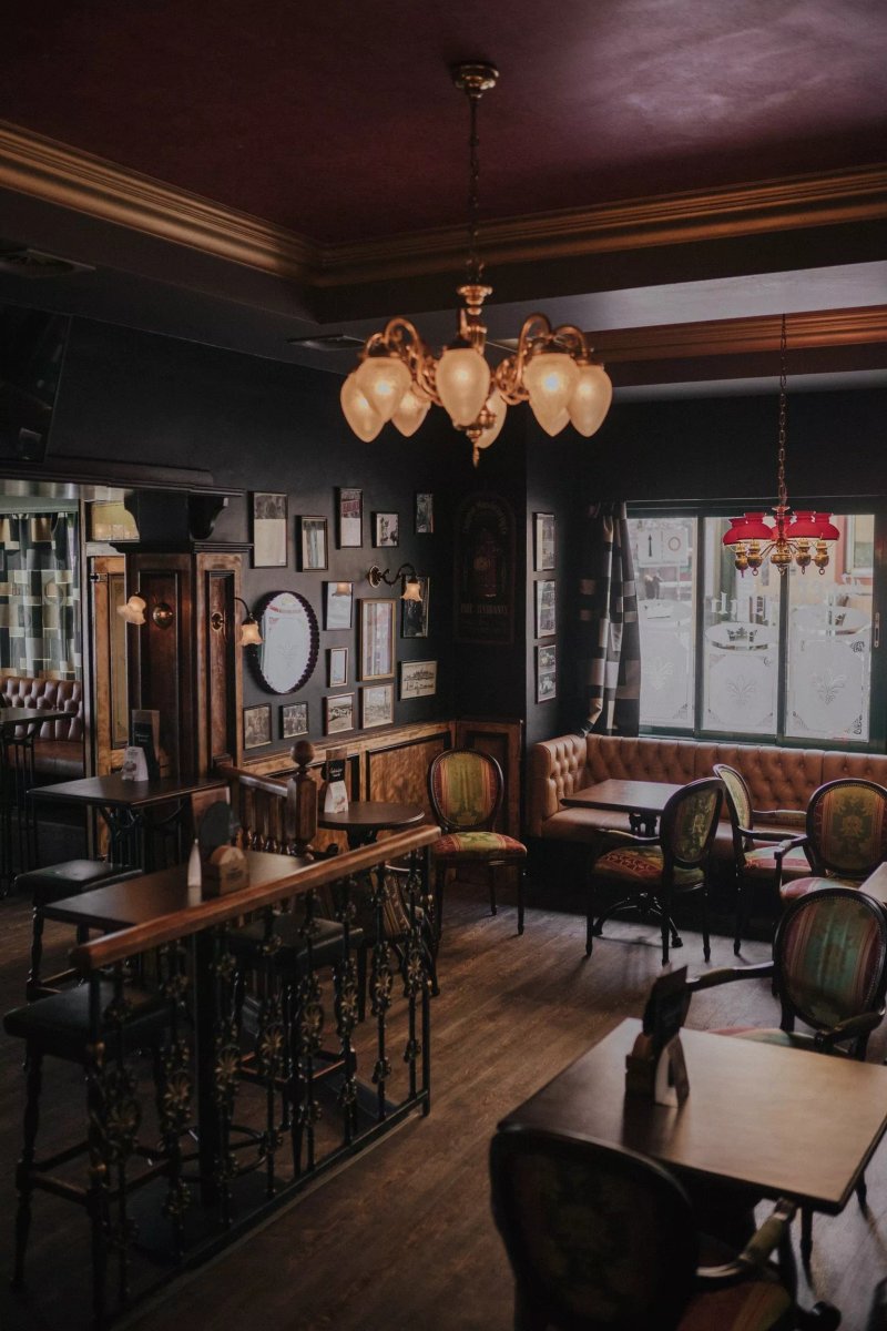 Prince Charles Old English Pub