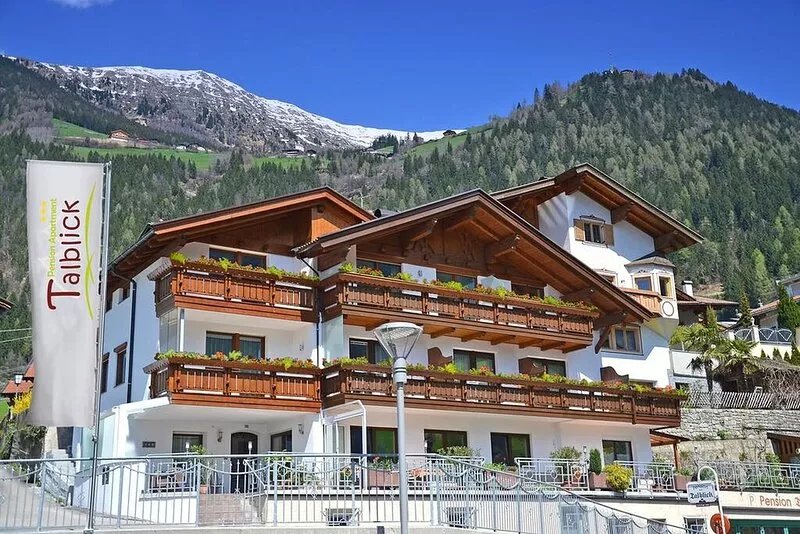 Holiday Apartment "Laugen II" with Mountain View, Wi-Fi, Garden, Terrace