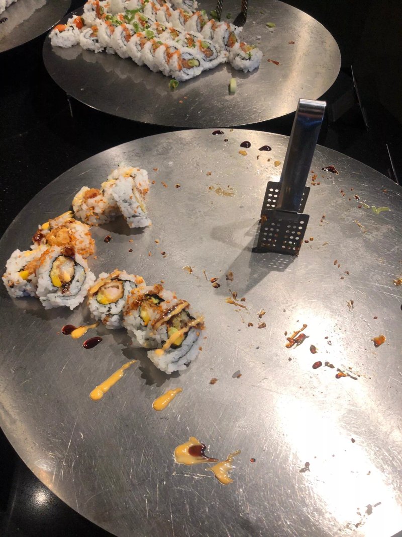 Sabrura Sticks & Sushi Galleriet