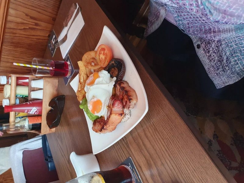 Travellers Inn