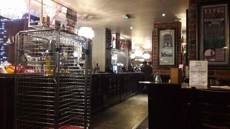 The Swan & Castle