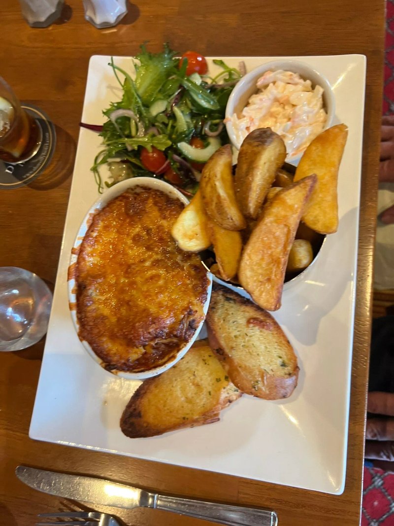Dunsilly Hotel Bar and Grill