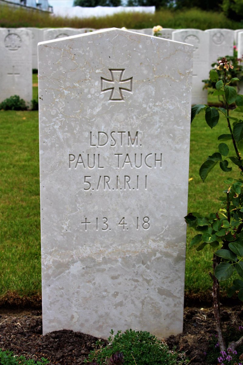 Pont-D'Achelles Military Cemetery