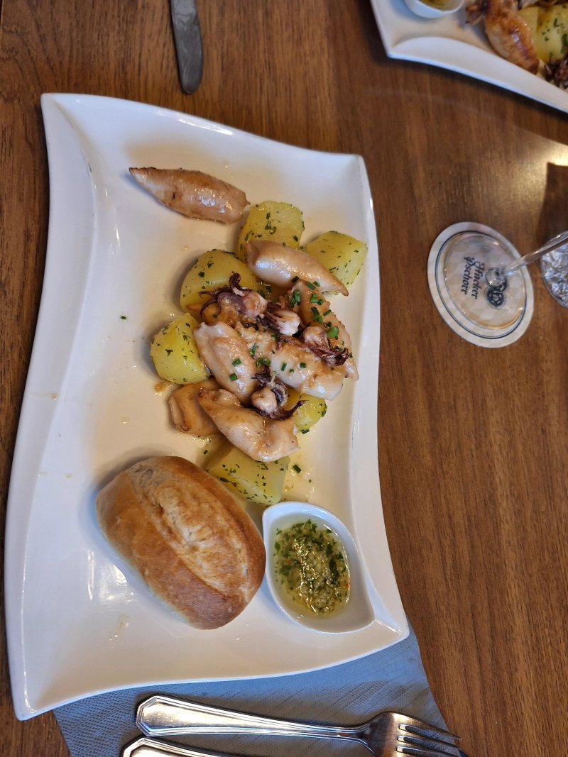 Cafe Lisi Restaurant