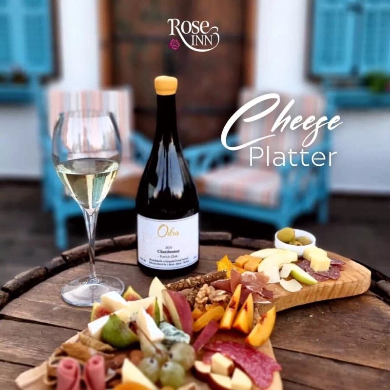 Rose Inn Boutique Hotel And Cafe