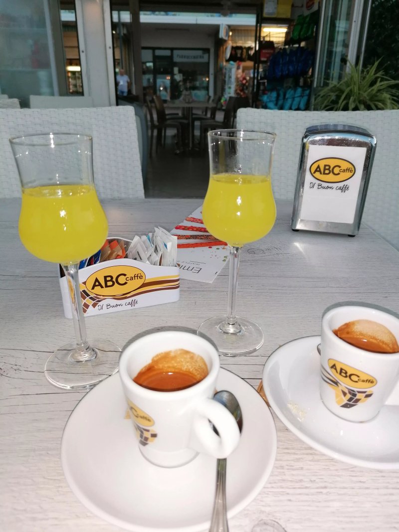 Bar Riviera