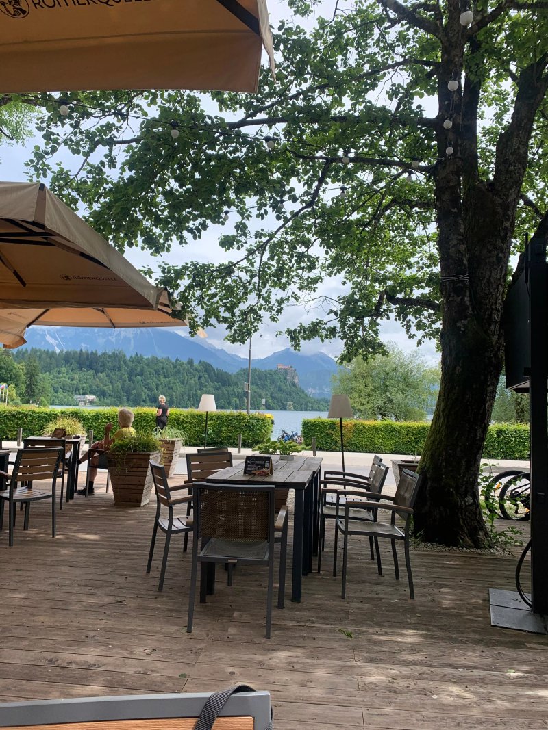 Zaka Restaurant