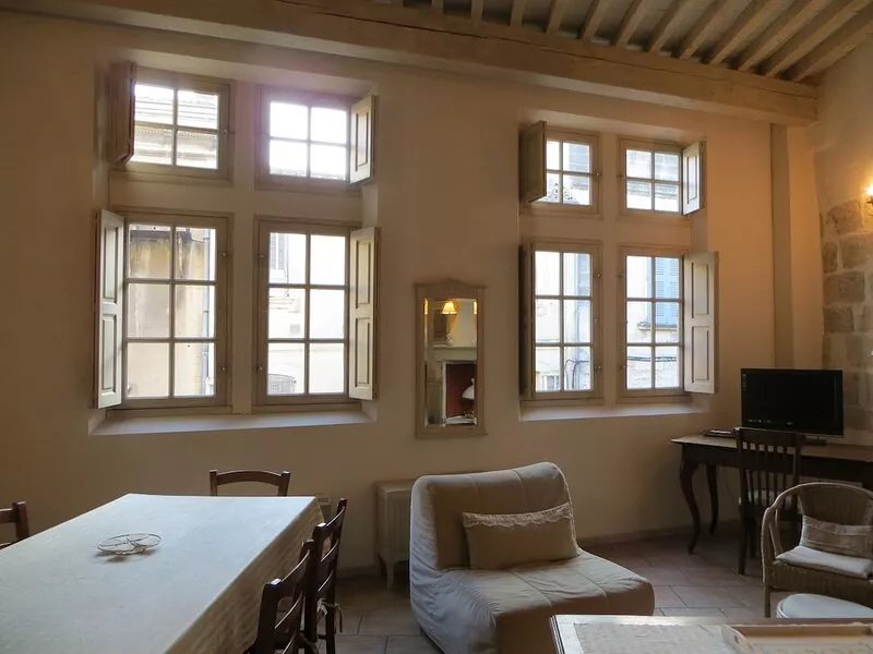 Charming apartment in the historic centre of avignon