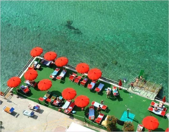 Hotel Riviera & Maximilian's