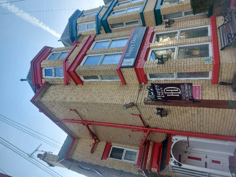 Happy Days Guest House