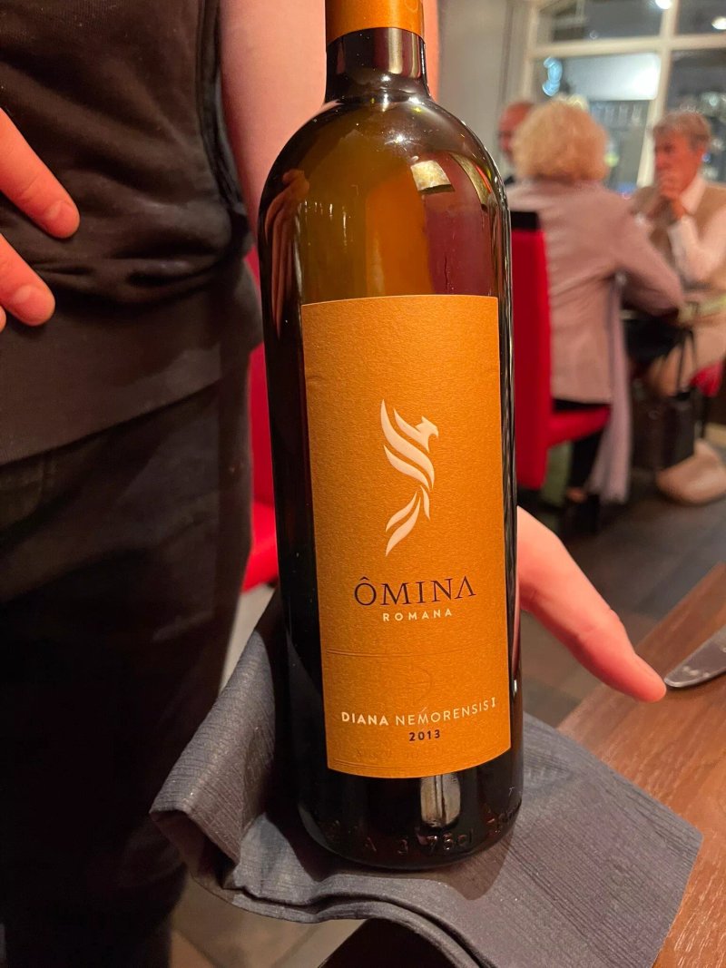 Ollis Weinlounge