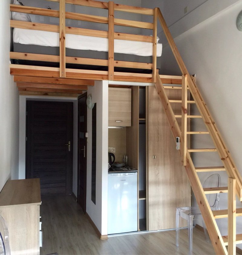 OperaHostel