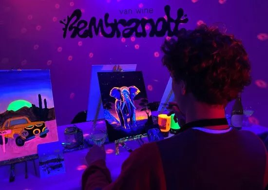 Sip & Paint In The Dark - Rembrandt Van Wine Rotterdam
