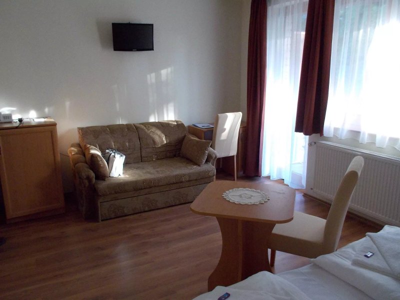 Hotel Halaszkert