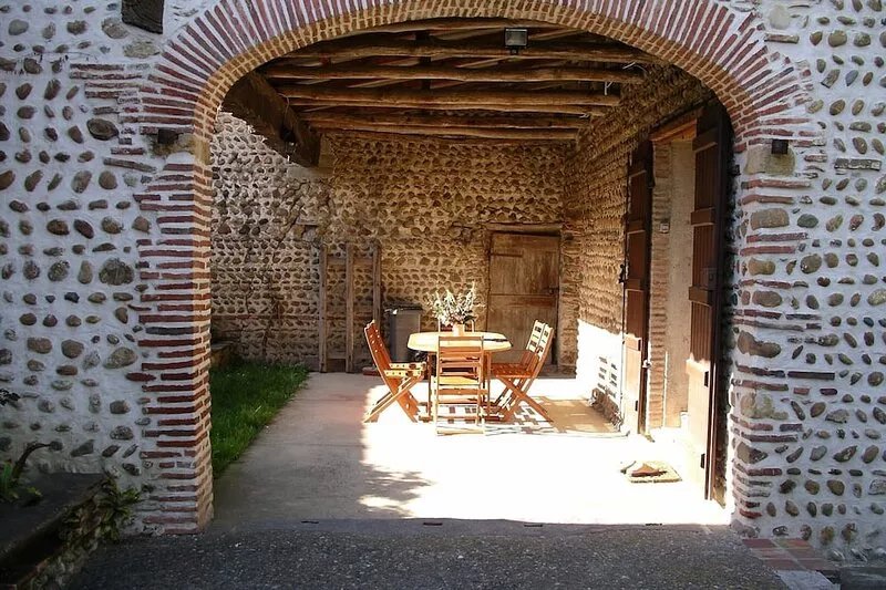 Superb 19th C. Farmhouse in extensive grounds, near Pyrenées, Pau and Lourdes