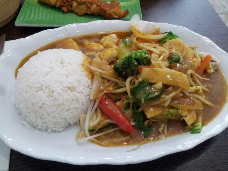 Dos Vietnam Street Food