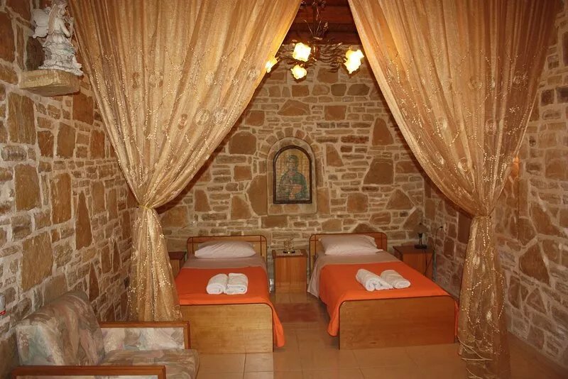Villa Fabrika - Recent stone-built house in a traditional village of south Crete