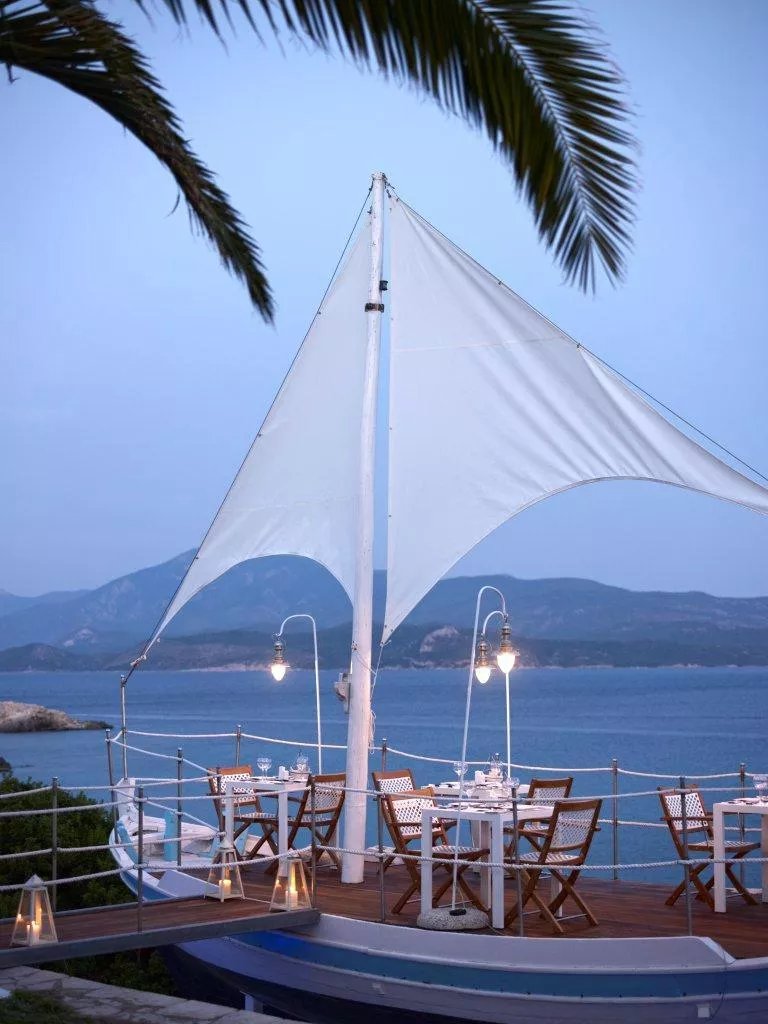 Thalasea Fish & Oyster Restaurant