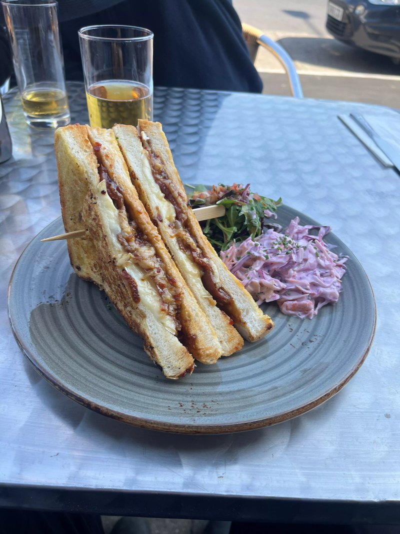 Selby's Cafe And Bistro