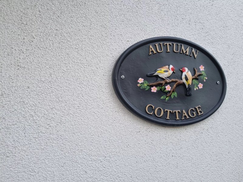 Stunning cottage with a private hot tub and sauna in Norfolk ref 99003AC