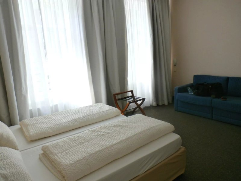 Hotel 66