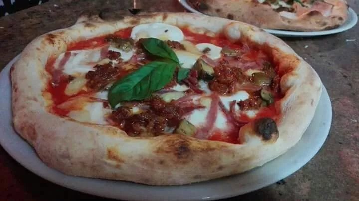 Pizzeria I Re Di Napoli