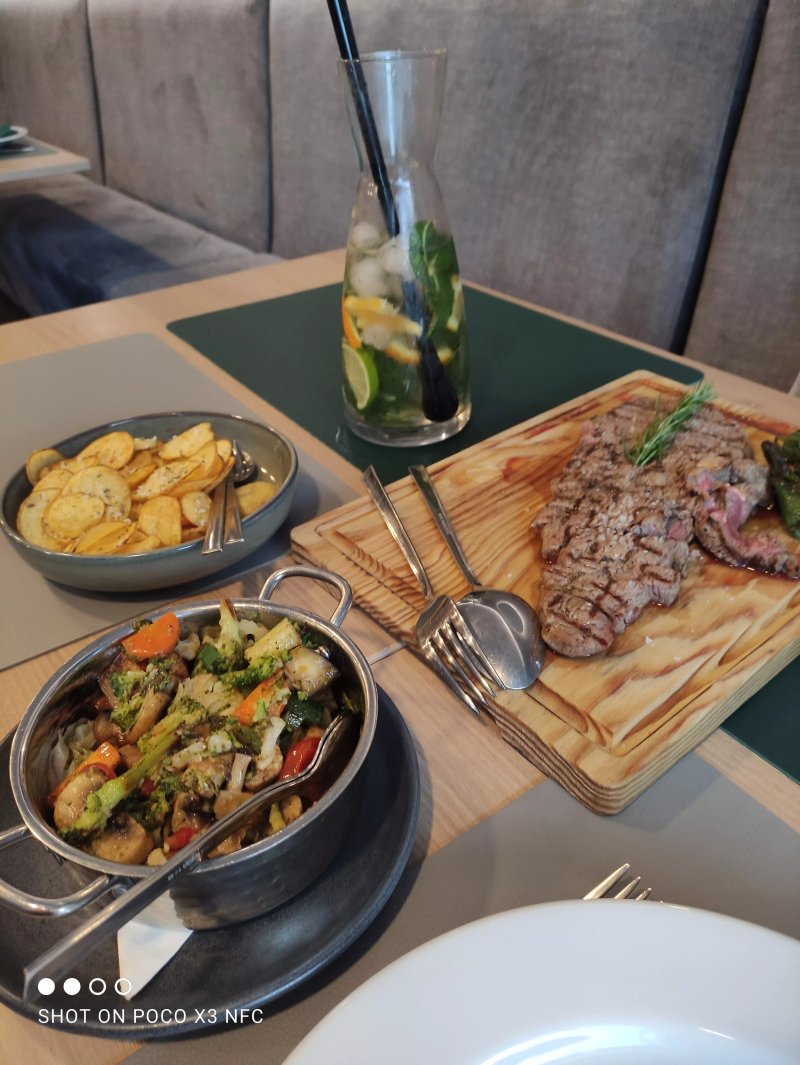Atrium Restaurant