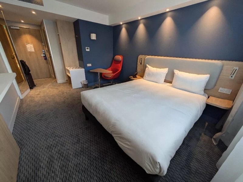 Holiday Inn Express Caen - Epron By IHG