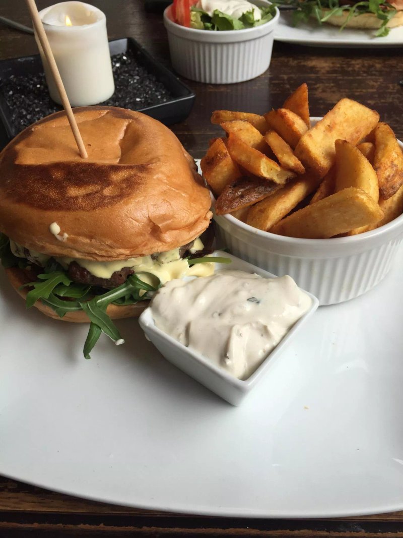 Cowboys Burger Saloon