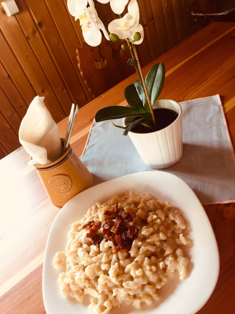 Slovenska Restauracia