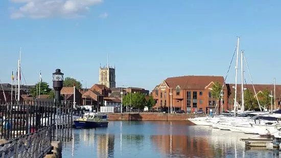 Hull Marina